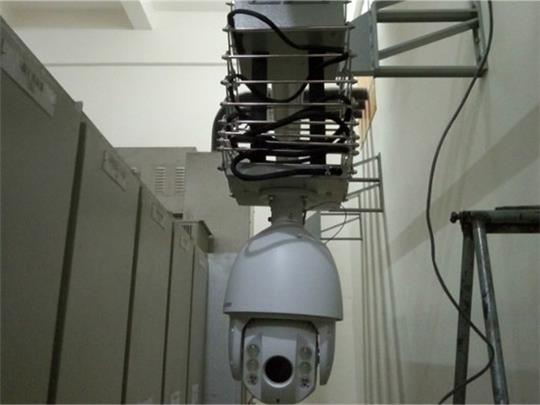 包钢某110KV变电站轨道机项目